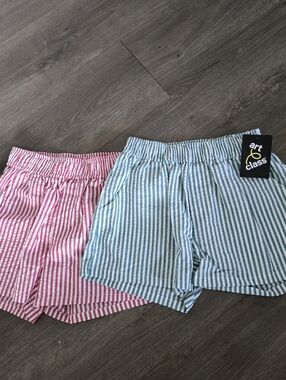 Art Class Wild Fable Line Size S (6/7) Kids Short- Green/ Red Set Of 2